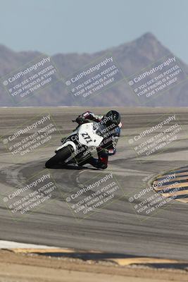 media/Oct-02-2025-Racers Edge (Thu) [[2c91cb6ab3]]/2-A Group/Session 5-Turn 12 (130pm)/